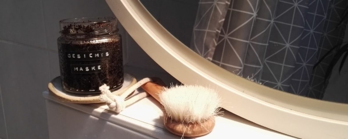 DIY Kosmetik: Gesichtsmaske selber machen: Mit Kaffee und Kokosöl